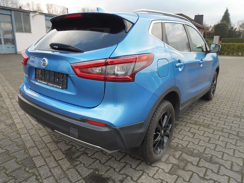 Nissan Qashqai 1.2 DIG-T Xtronic TEKNA+